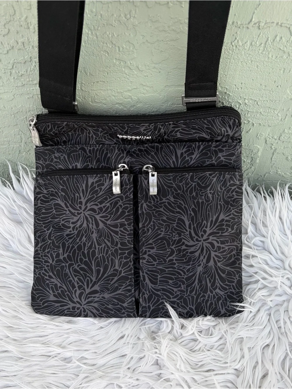 Baggallini Black Floral Crossbody with Matching Pouch